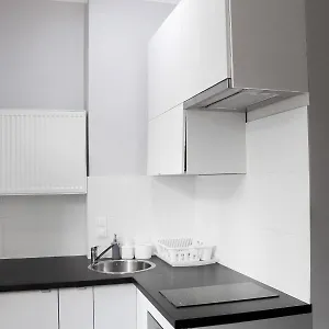 21 Podchorazych Near Royal Lazienki Park , Warszawa Polska